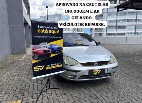 FORD FOCUS 1.6 GLX 8V GASOLINA 4P MANUAL FORD FOCUS 1.6 GLX 8V GASOLINA 4P MANUAL